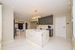 Photo 37- click for photo gallery